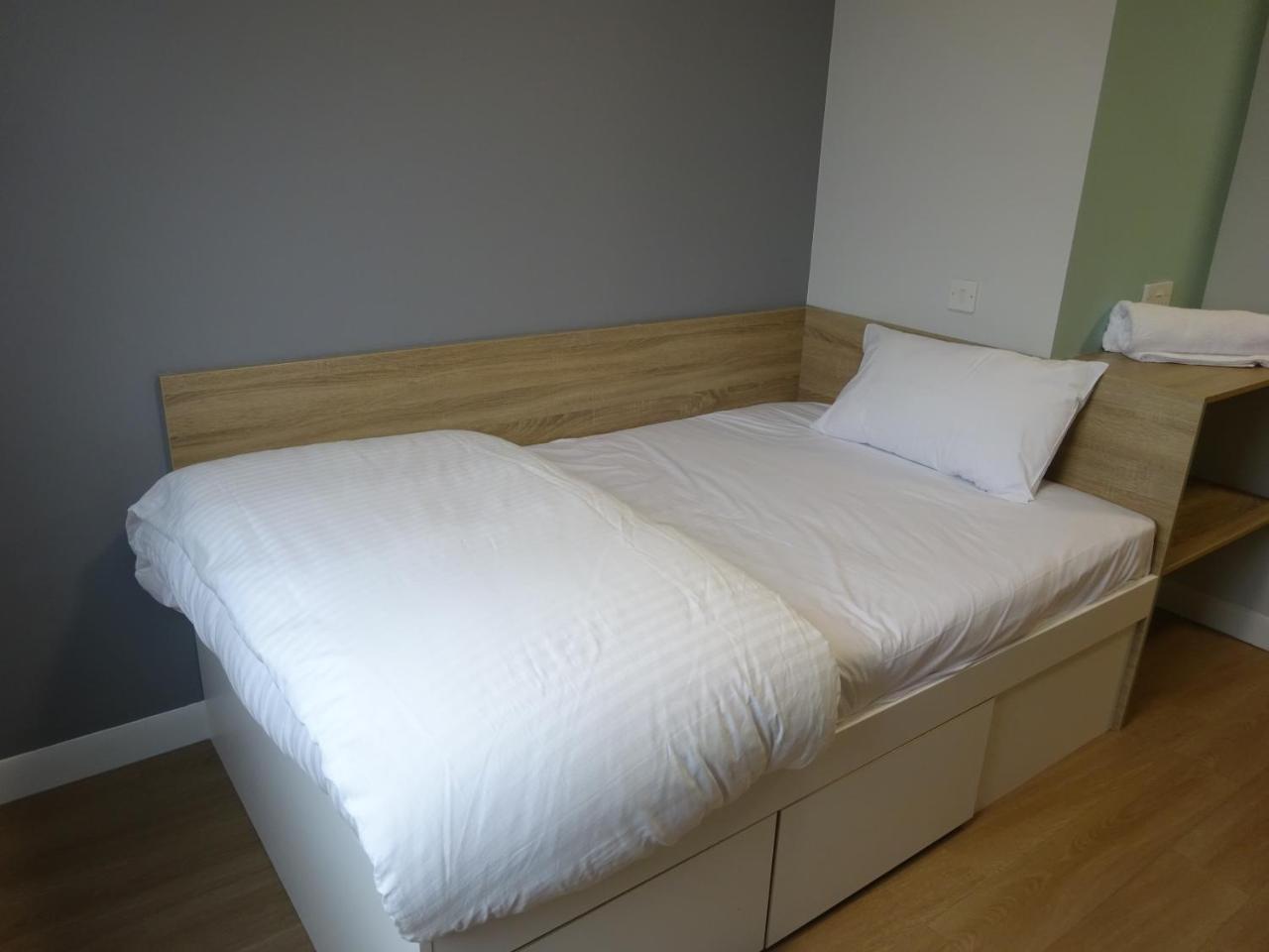 Edinburgh Haddington Place Hostel Edimburgo Esterno foto